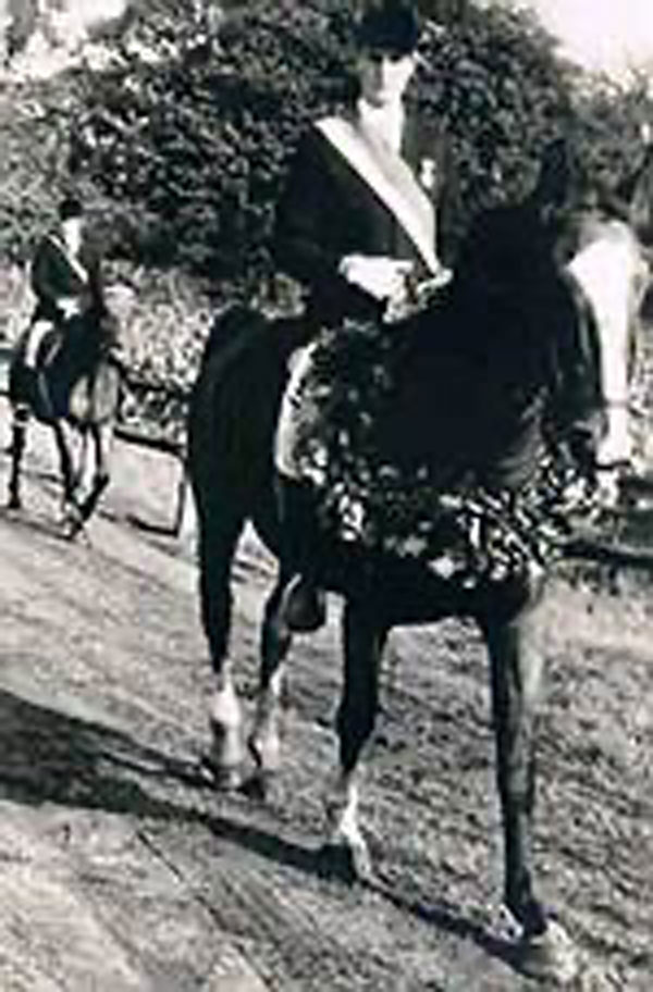 Rudolf Drünert mit Fürstengirl v. Futurist I Rudolf Drünert mit Fürstengirl v. Futurist I